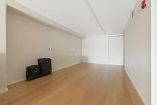 25 Channel Center St, Boston, MA 02210 - Photo 24