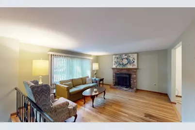 60 Old Farm Road, Mansfield, MA 02748 - Photo 4