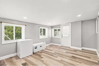 14 Pineview Terrace, Brockton, MA 02302 - Photo 6
