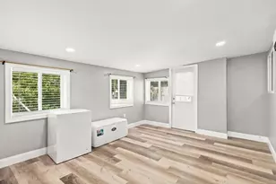 14 Pineview Terrace, Brockton, MA 02302 - Photo 6