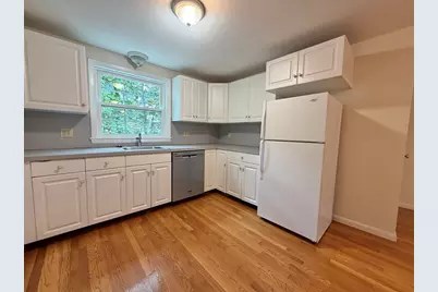 18 Dunstan St #1, Newton, MA 02465 - Photo 8