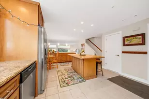 29 Mill Pond, North Andover, MA 01845 - Photo 4