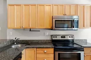 291 W 3rd St, Boston, MA 02127 - Photo 4