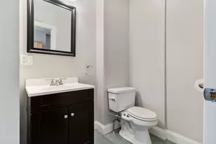 291 W 3rd St, Boston, MA 02127 - Photo 20