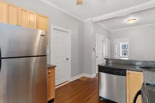 291 W 3rd St, Boston, MA 02127 - Photo 8