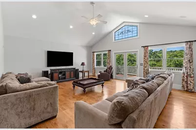 55 Crescent St, Bridgewater, MA 02324 - Photo 8