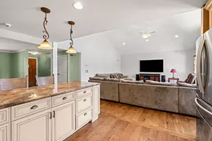 55 Crescent St, Bridgewater, MA 02324 - Photo 16