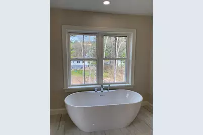147 Highland St, Berlin, MA 01503 - Photo 10