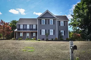 147 Highland St, Berlin, MA 01503 - Photo 2