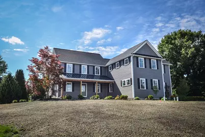 147 Highland St, Berlin, MA 01503 - Photo 1