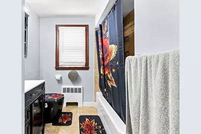 26 Beulah St, Framingham, MA 01701 - Photo 22