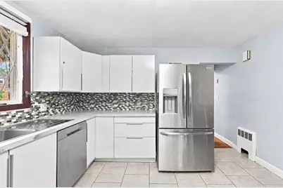 26 Beulah St, Framingham, MA 01701 - Photo 6