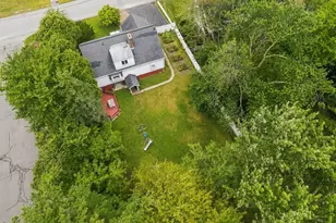 26 Beulah St, Framingham, MA 01701 - Photo 34