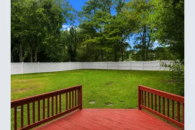 26 Beulah St, Framingham, MA 01701 - Photo 28