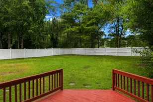 26 Beulah St, Framingham, MA 01701 - Photo 28