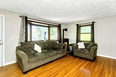 23 Beyer Dr, Easthampton, MA 01027 - Photo 8