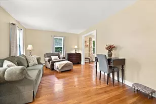 10 Azalea Cir, Dedham, MA 02026 - Photo 4