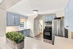 10 Azalea Cir, Dedham, MA 02026 - Photo 10