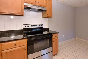 64 Foster St, Peabody, MA 01960 - Photo 10