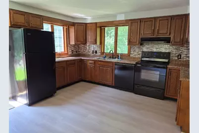 178 Cross St #1, Boylston, MA 01505 - Photo 4