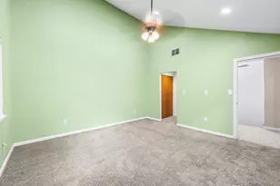 72 E Bluff Rd, Ashland, MA 01721 - Photo 30