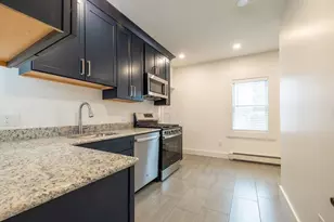11 Pearl St, Salem, MA 01970 - Photo 4