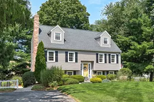 84 Derby St, Dracut, MA 01826 - Photo 2
