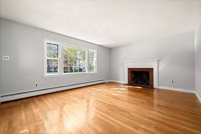 31 Homestead Circle, Hamilton, MA 01982 - Photo 10