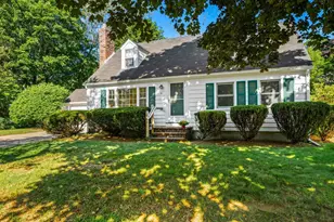 31 Homestead Cir, Hamilton, MA 01982 - Photo 2