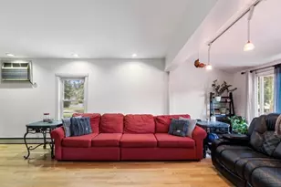 17 Cobb St, Medford, MA 02155 - Photo 8