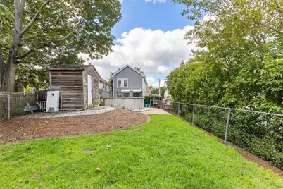17 Cobb St, Medford, MA 02155 - Photo 20