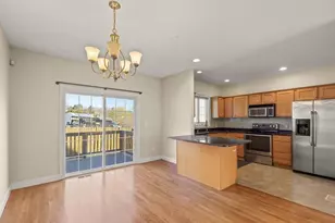 9 Nirvana Dr, Saugus, MA 01609 - Photo 8