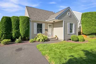 1 Alvord Pl, South Hadley, MA 01075 - Photo 2