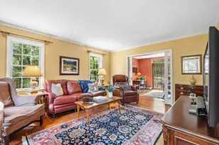 17 Hillside Dr, Townsend, MA 01469 - Photo 6
