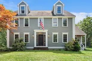 17 Hillside Dr, Townsend, MA 01469 - Photo 1