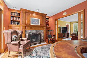 17 Hillside Dr, Townsend, MA 01469 - Photo 10