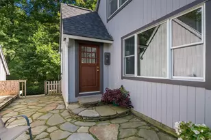 97 Crossbrook Ave, Amherst, MA 01002 - Photo 2