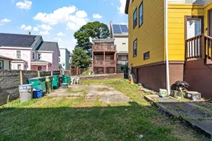 107 Hollingsworth St, Lynn, MA 01902 - Photo 6