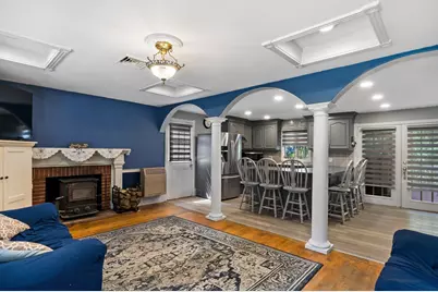 238 Chestnut St, Rehoboth, MA 02769 - Photo 6