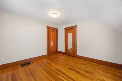 10 Revere St, Malden, MA 02148 - Photo 16