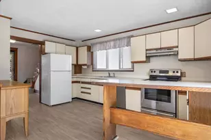 10 Revere St, Malden, MA 02148 - Photo 10