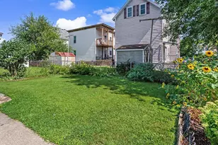 133 Crawford St, Lowell, MA 01854 - Photo 34