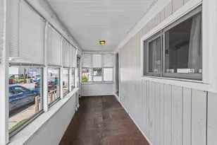 133 Crawford St, Lowell, MA 01854 - Photo 30