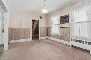 133 Crawford St, Lowell, MA 01854 - Photo 8