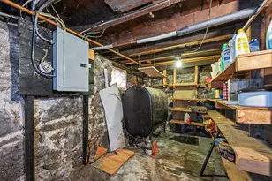 133 Crawford St, Lowell, MA 01854 - Photo 28