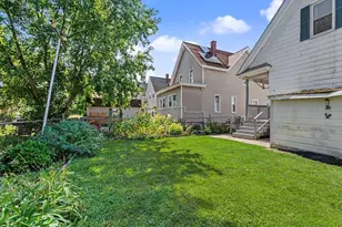 133 Crawford St, Lowell, MA 01854 - Photo 36