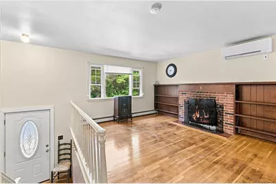 636 Highland St, Holliston, MA 01746 - Photo 16