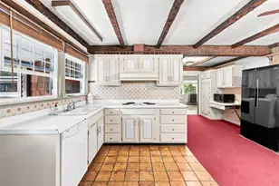 636 Highland St, Holliston, MA 01746 - Photo 26