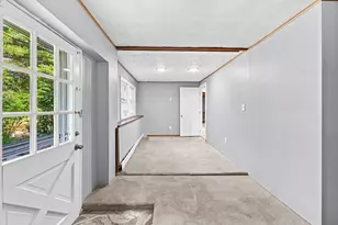 636 Highland St, Holliston, MA 01746 - Photo 32
