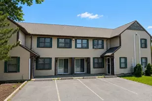 1049 Pleasant St, New Bedford, MA 02740 - Photo 2
